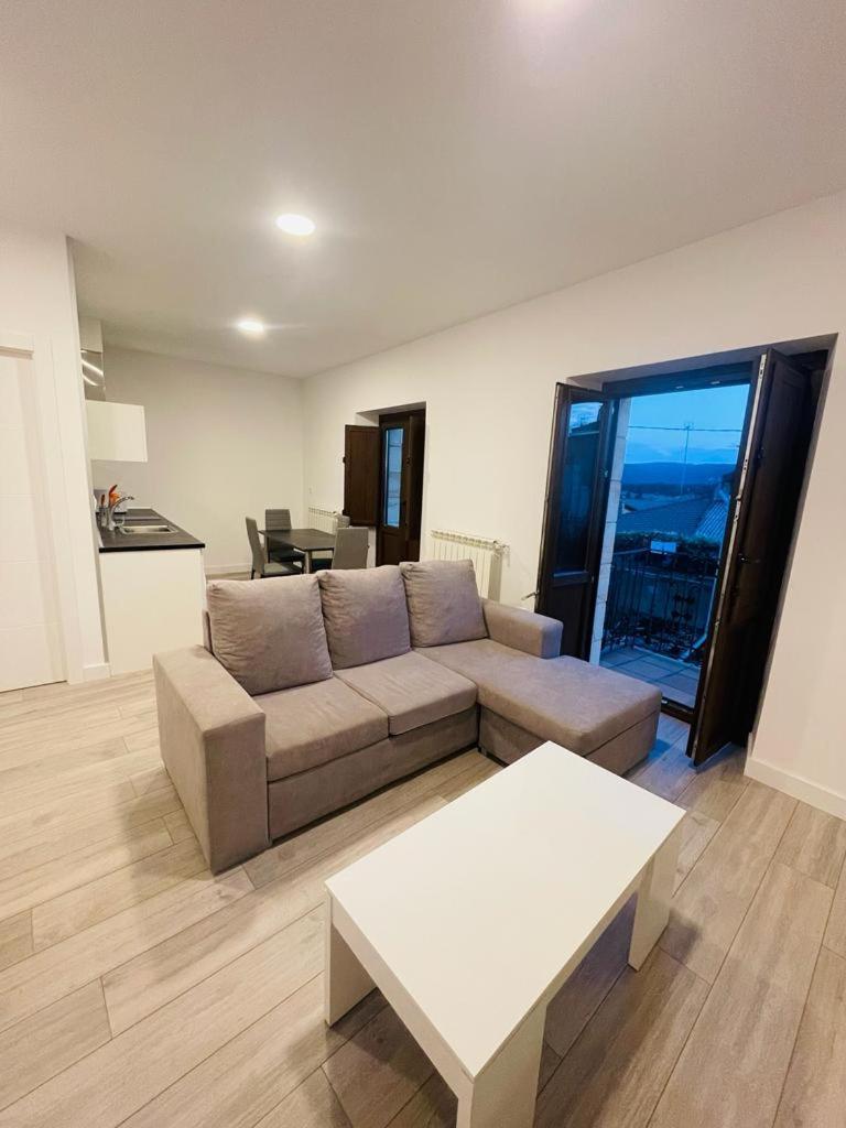 Apartamentos Rurales La Plaza 2 دورويلو دي لا سييرا المظهر الخارجي الصورة