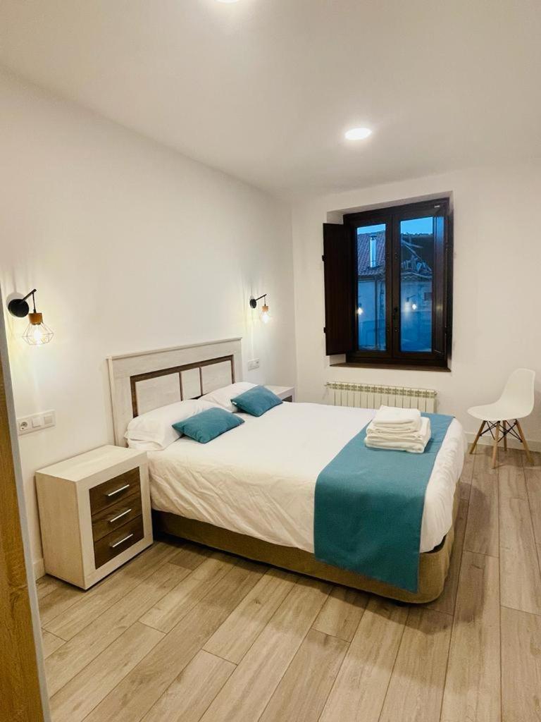 Apartamentos Rurales La Plaza 2 دورويلو دي لا سييرا المظهر الخارجي الصورة